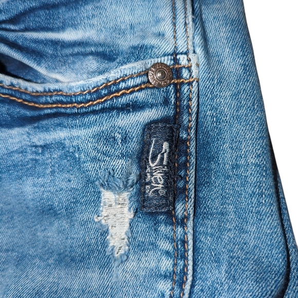 Silver Jeans Women's Light Blue Skinny Jeans - Picture 2 of 6